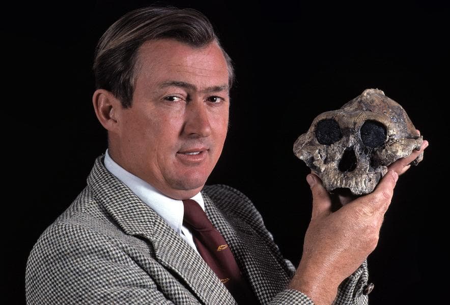 Richard Leakey with fossil